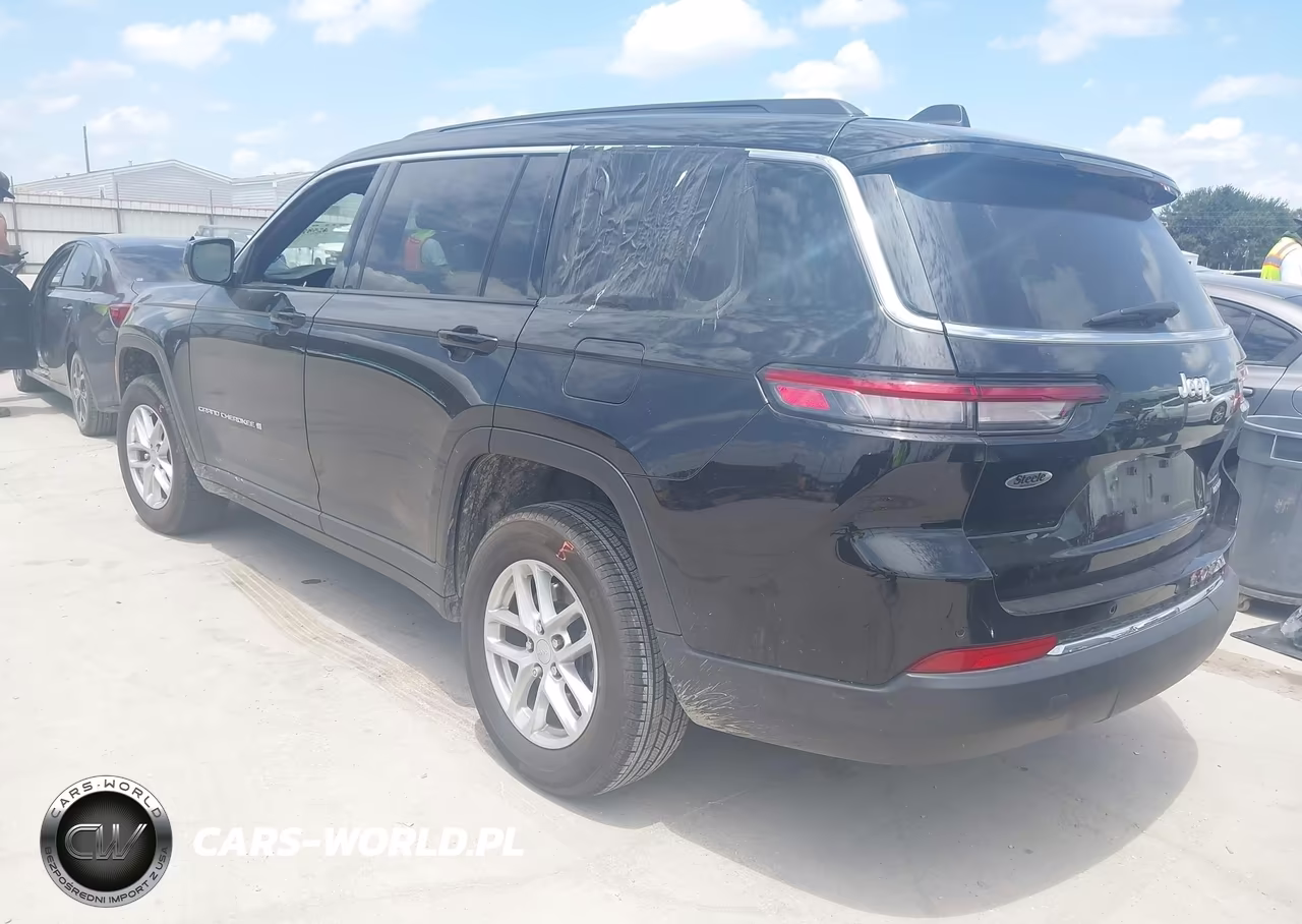 2025 Jeep Grand Cherokee L Laredo 4X2 VIN:1C4RJJAGXS8714499 - 3