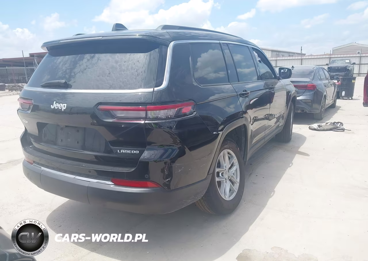 2025 Jeep Grand Cherokee L Laredo 4X2 VIN:1C4RJJAGXS8714499 - 4