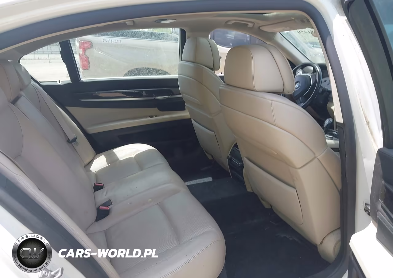 2012 BMW 750Li xDrive VIN:WBAKC8C55CC434596 - 8