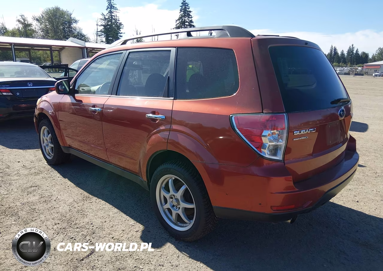 2010 Subaru Forester 2.5X Premium VIN:JF2SH6CC0AH714662 - 3