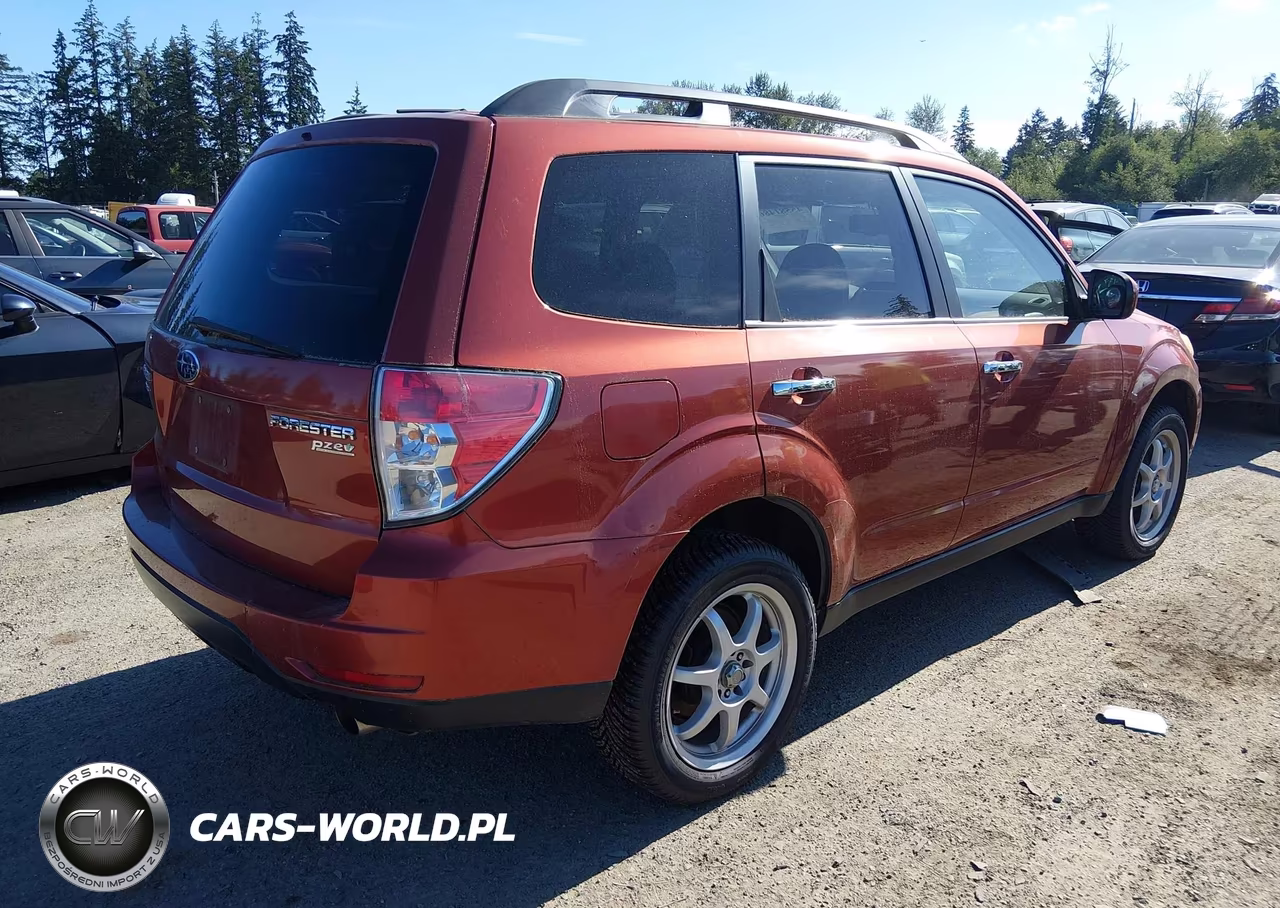 2010 Subaru Forester 2.5X Premium VIN:JF2SH6CC0AH714662 - 4