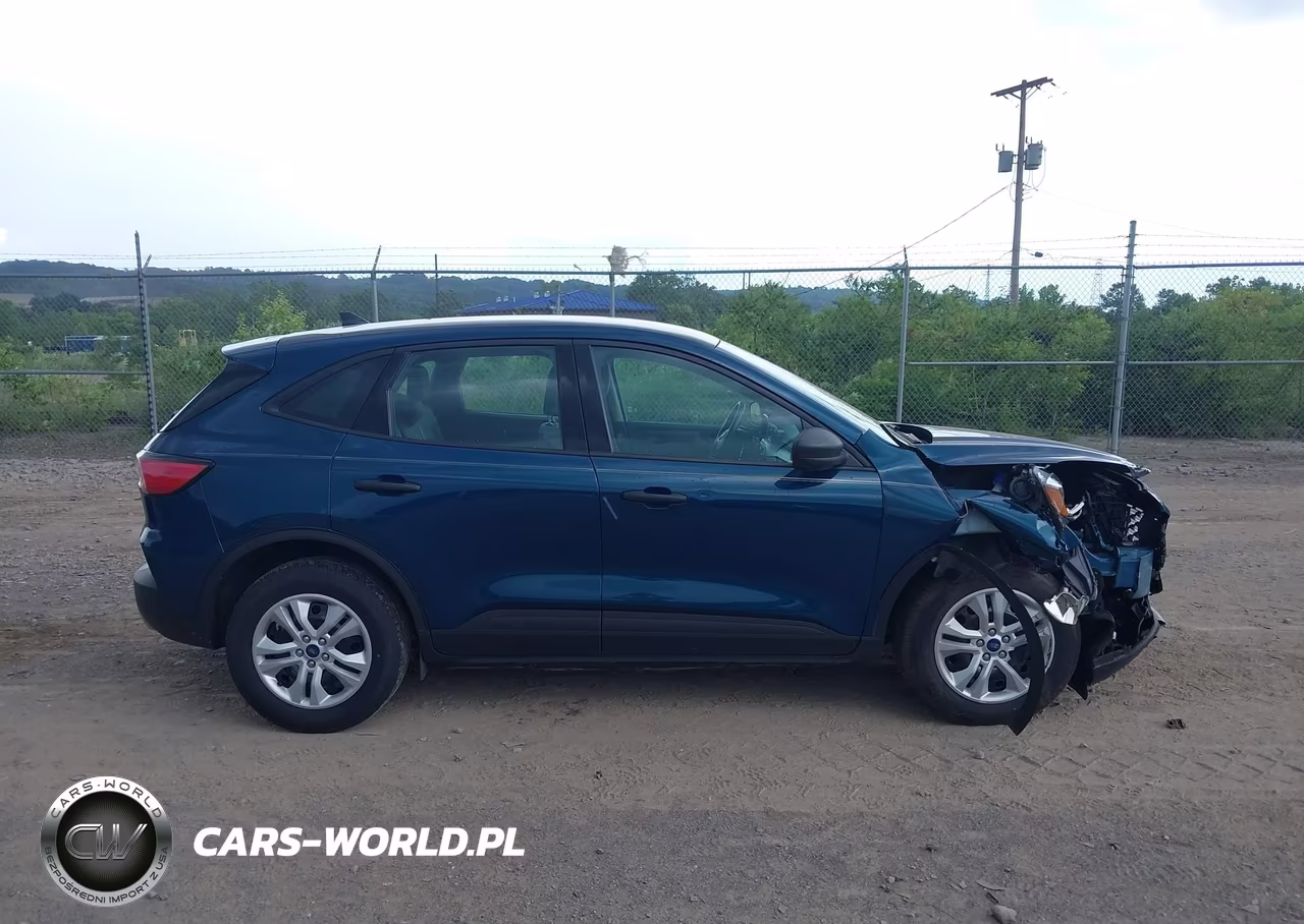 2020 Ford Escape S VIN:1FMCU9F63LUB92587 - 13