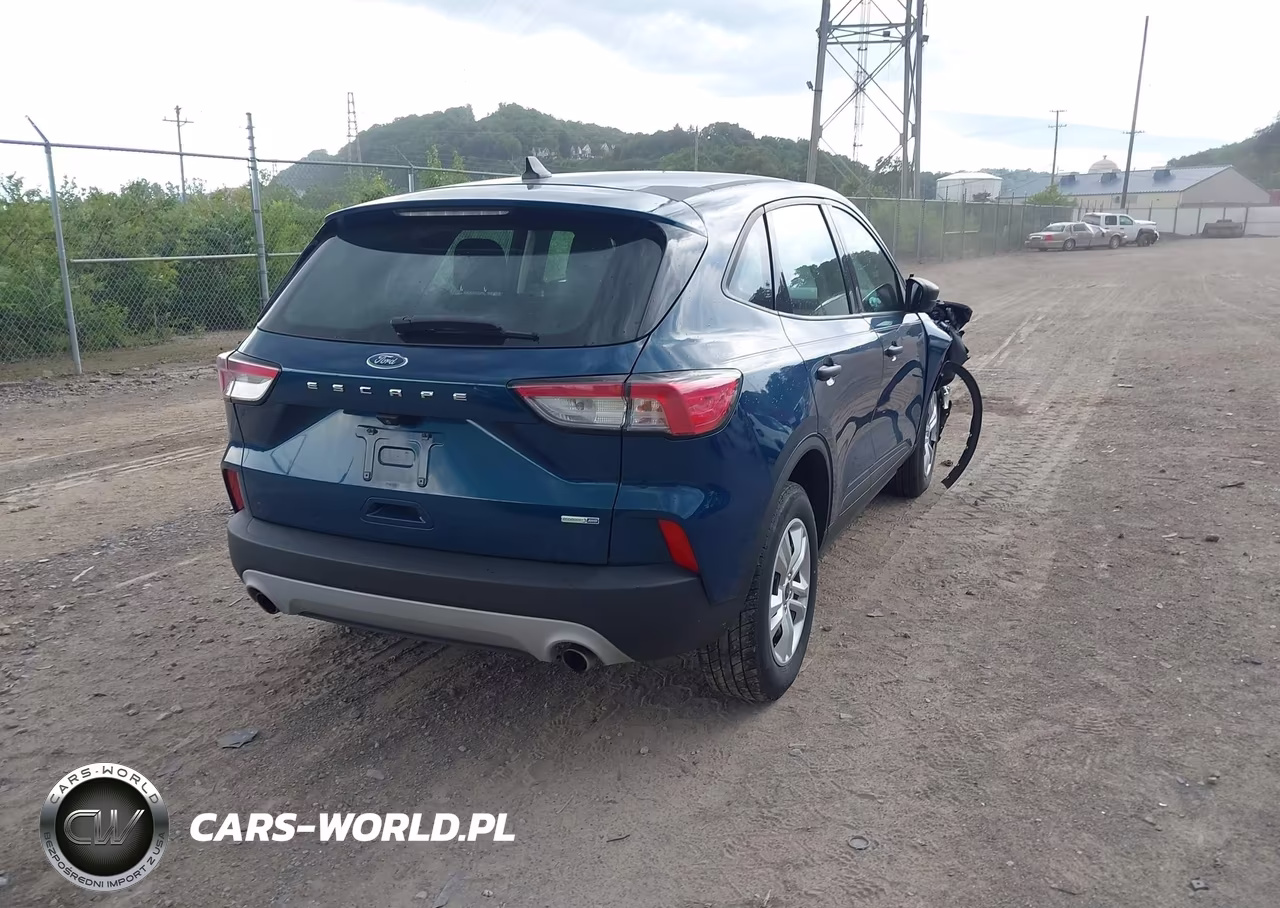 2020 Ford Escape S VIN:1FMCU9F63LUB92587 - 4
