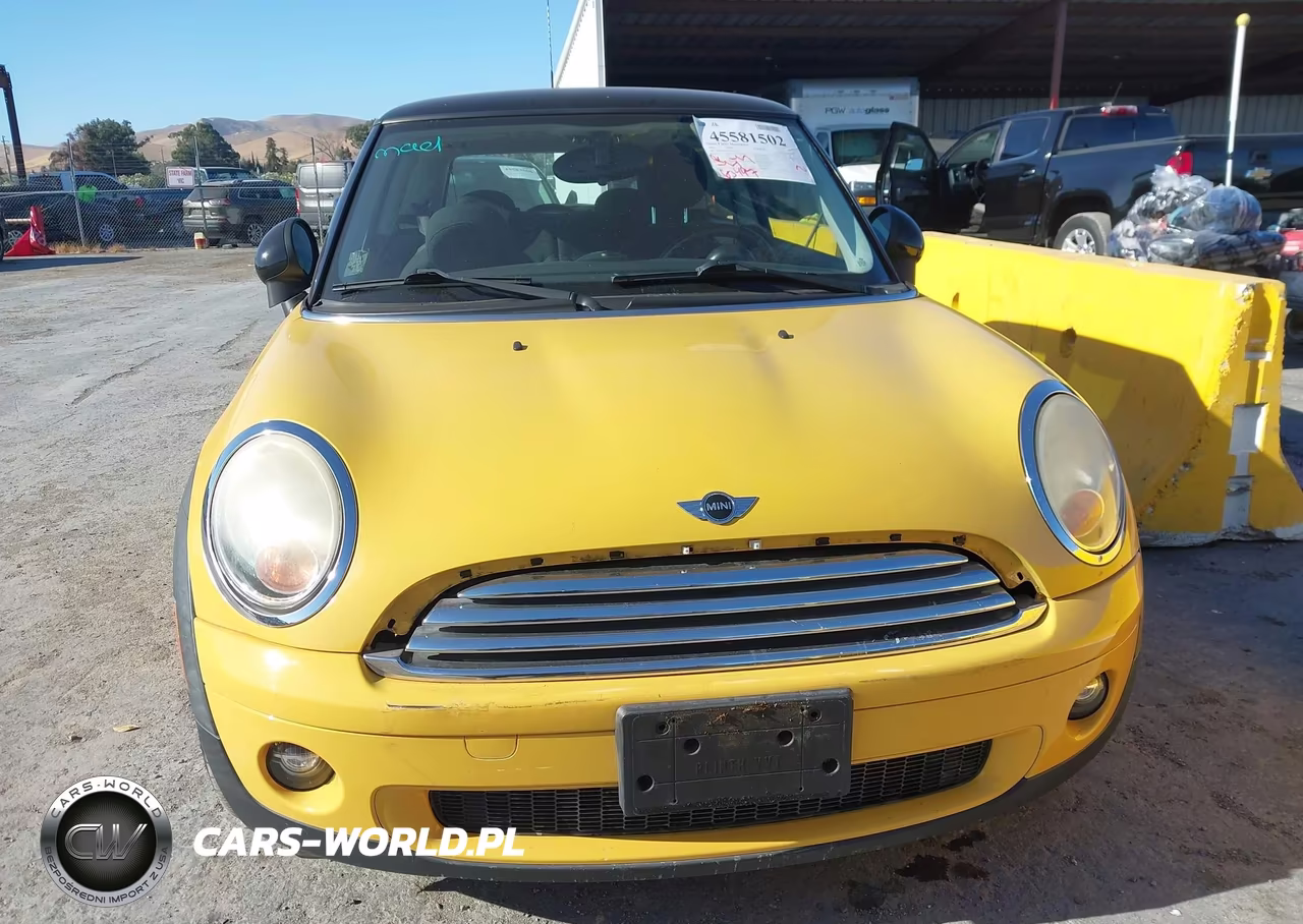2009 Mini Cooper VIN:WMWMF33539TU72677 - 6