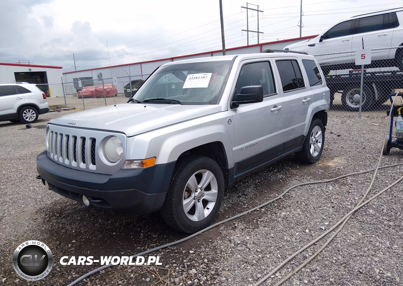 2014 Jeep Patriot Latitude VIN:1C4NJRFB9ED506930 - 2