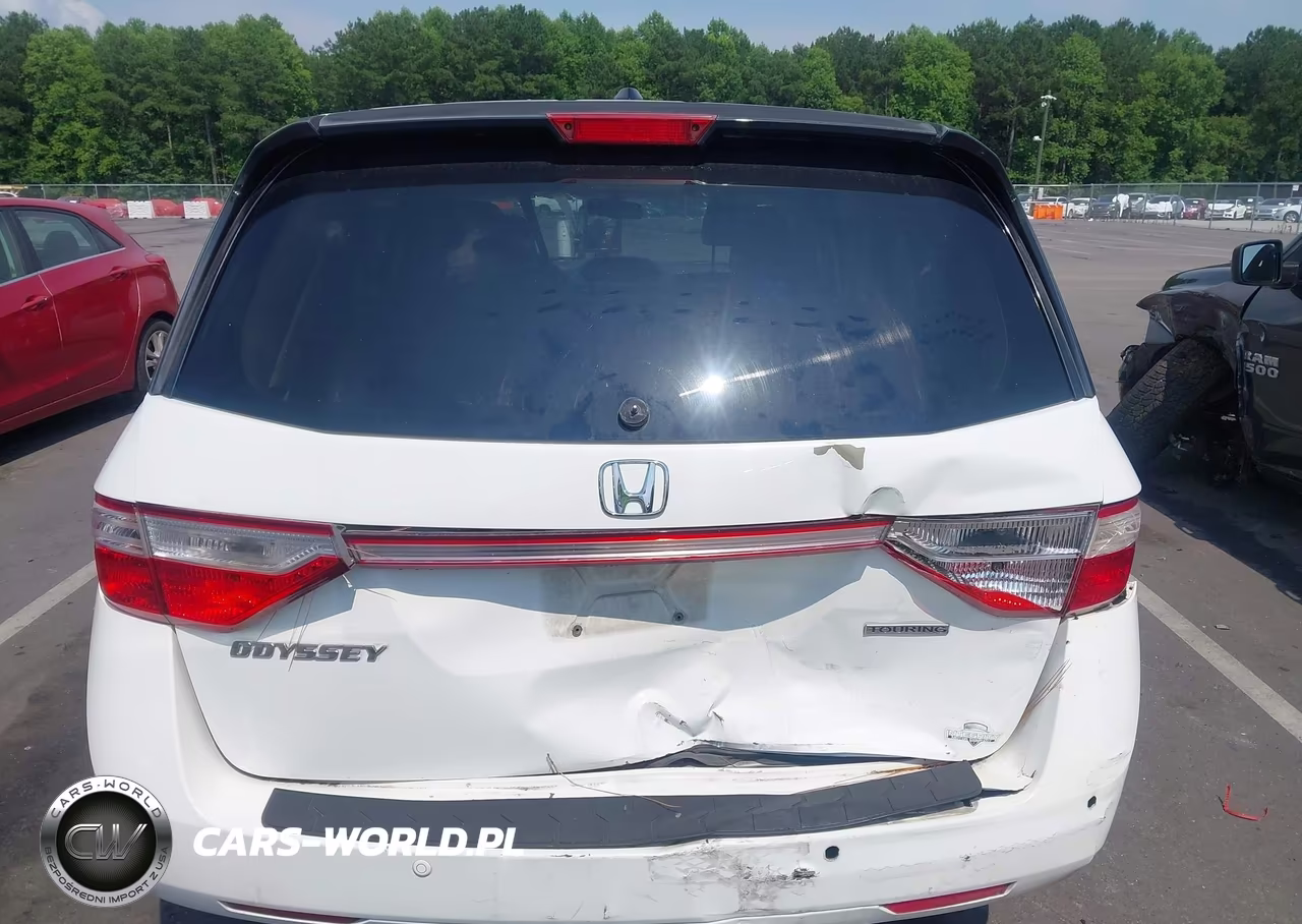 2011 Honda Odyssey Touring-Touring Elite VIN:5FNRL5H98BB038272 - 16