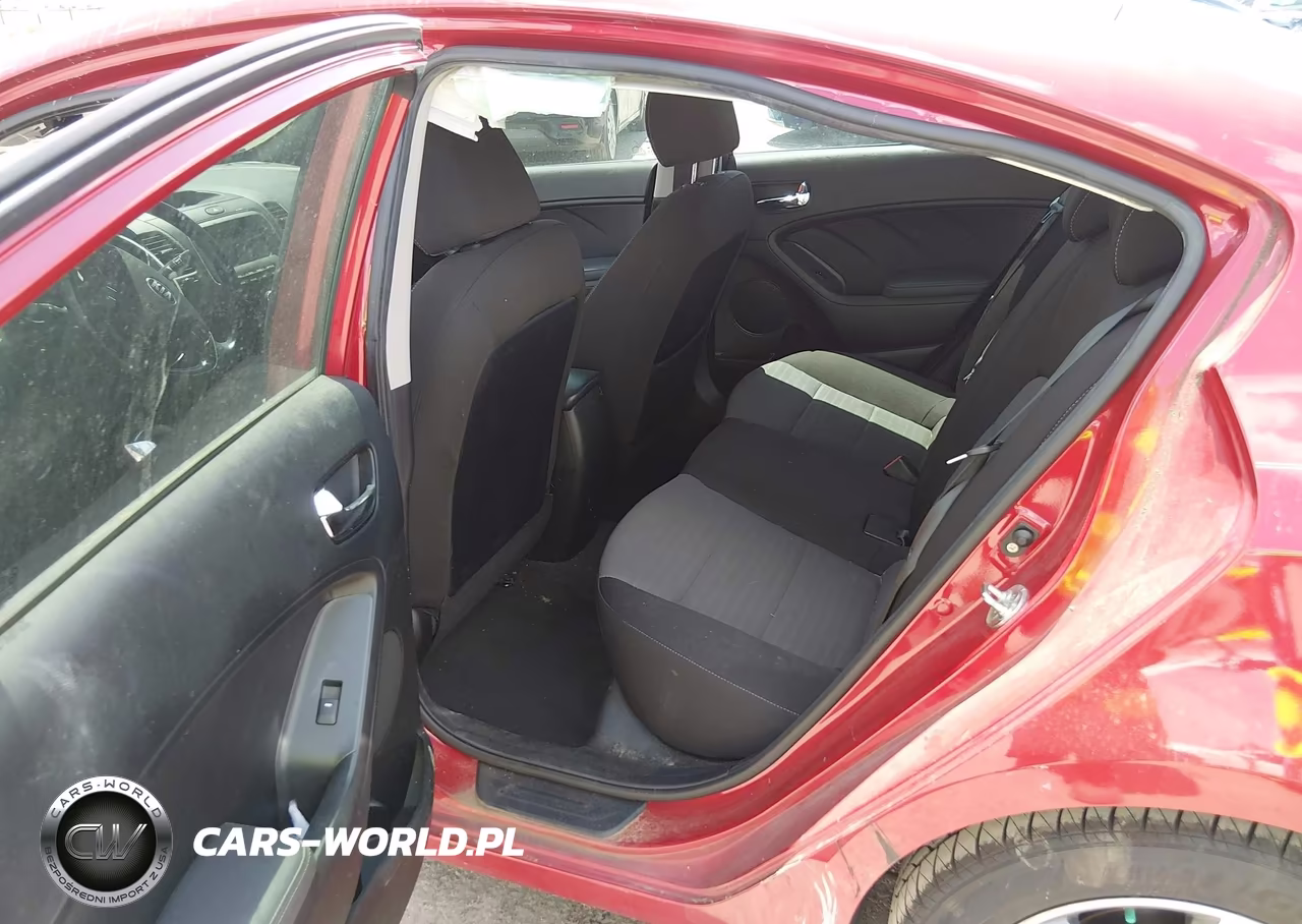 2018 Kia Forte S VIN:3KPFL4A79JE279445 - 8