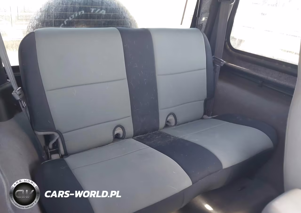 2004 Jeep Wrangler X VIN:1J4FA39S24P791698 - 8