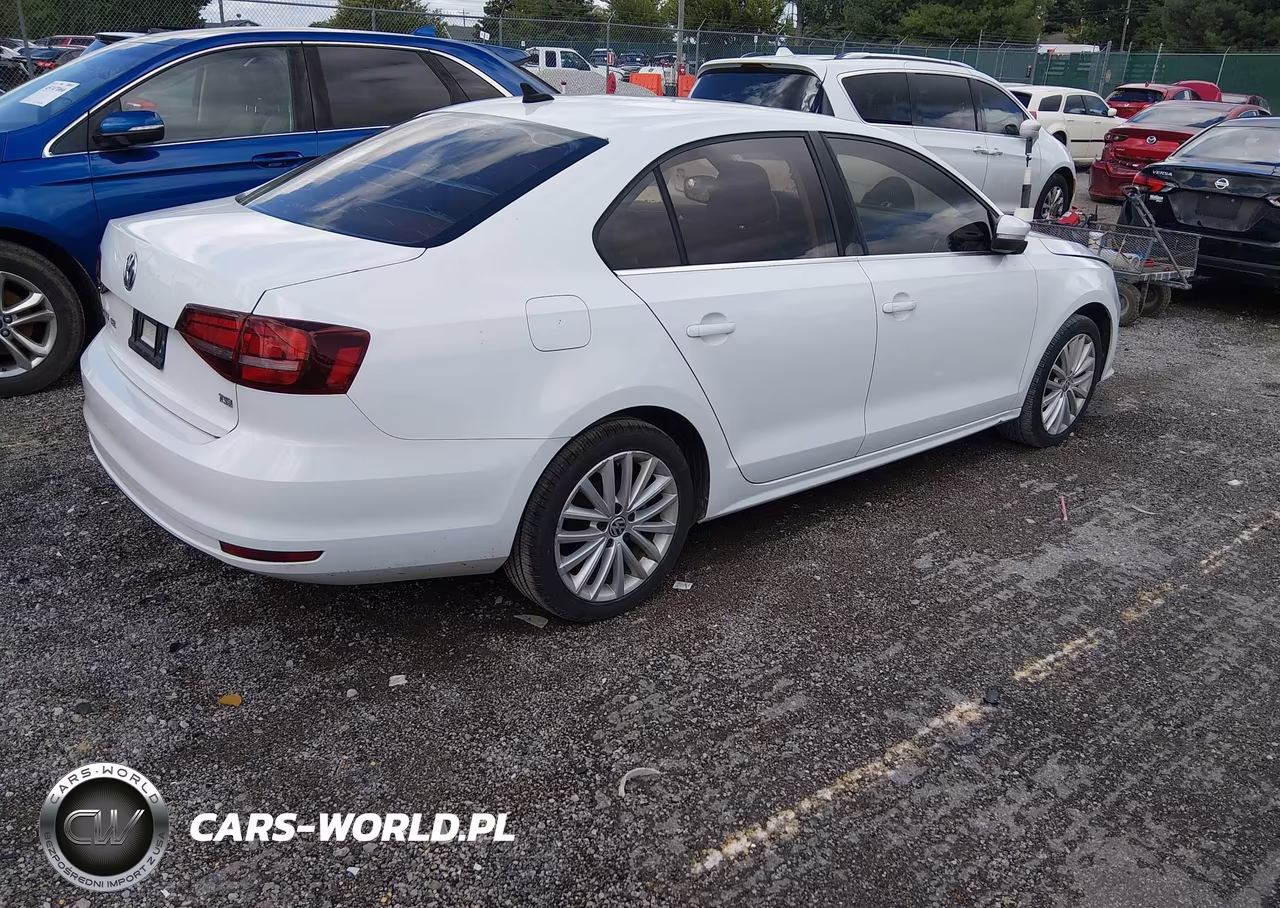 2016 Volkswagen Jetta 1.8T Sel VIN:3VWL07AJ4GM327132 - 4