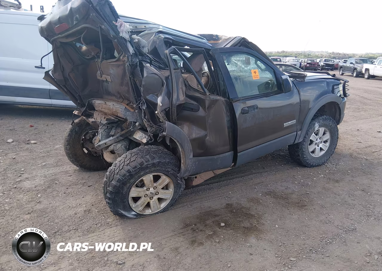 2006 Ford Explorer Xlt VIN:1FMEU73E76UA66147 - 4
