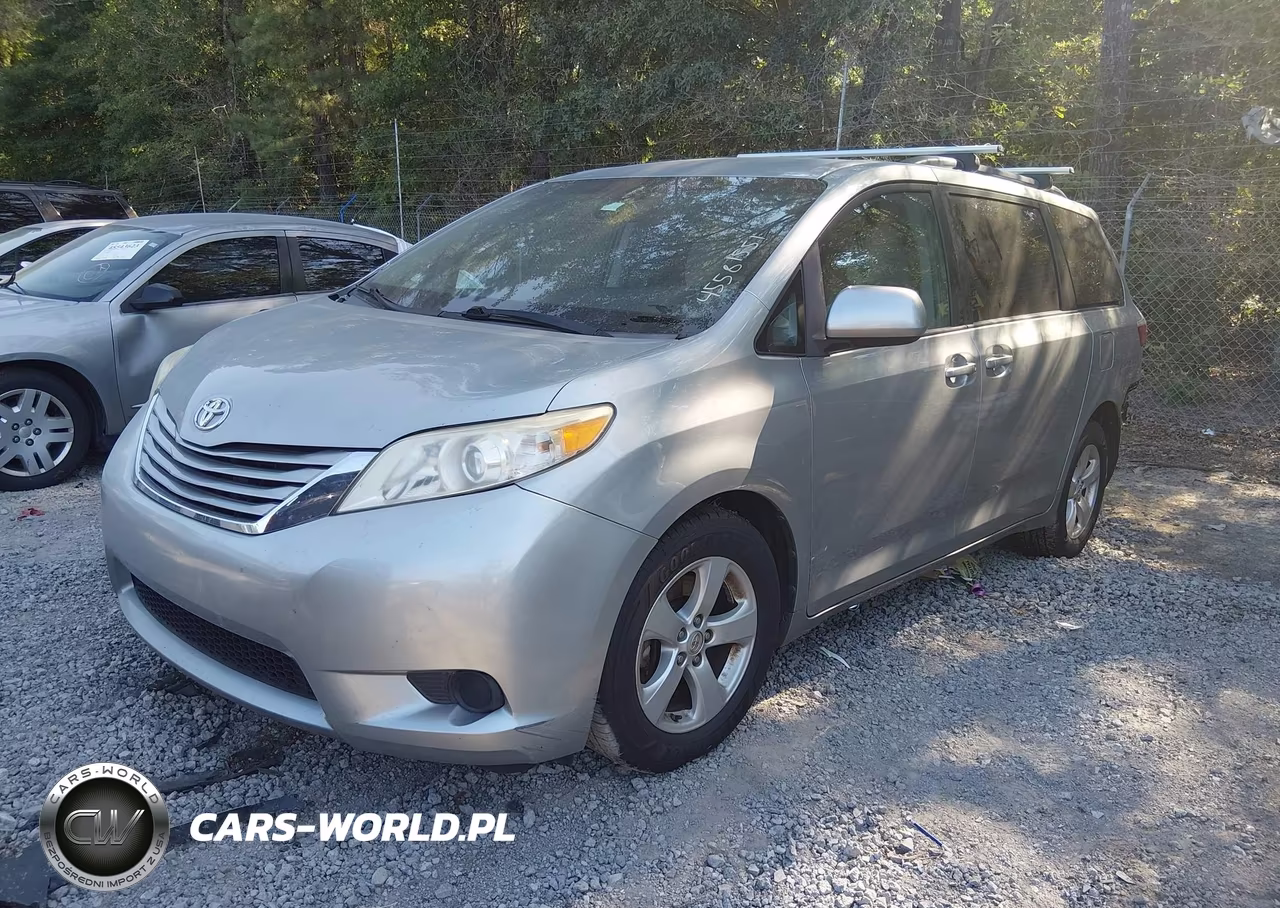2017 Toyota Sienna Le 8 Passenger VIN:5TDKZ3DC0HS864589 - 2