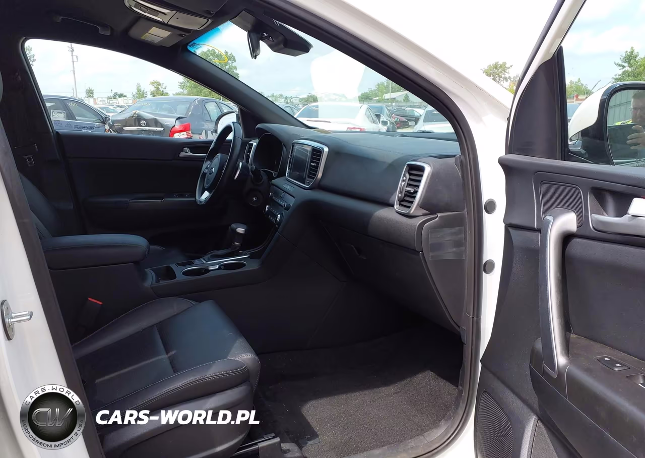 2020 Kia Sportage S VIN:KNDP63AC1L7743138 - 5