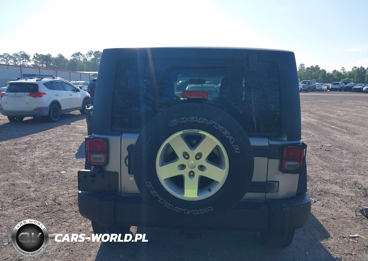 2016 Jeep Wrangler Sport VIN:1C4AJWAG8GL305965 - 16