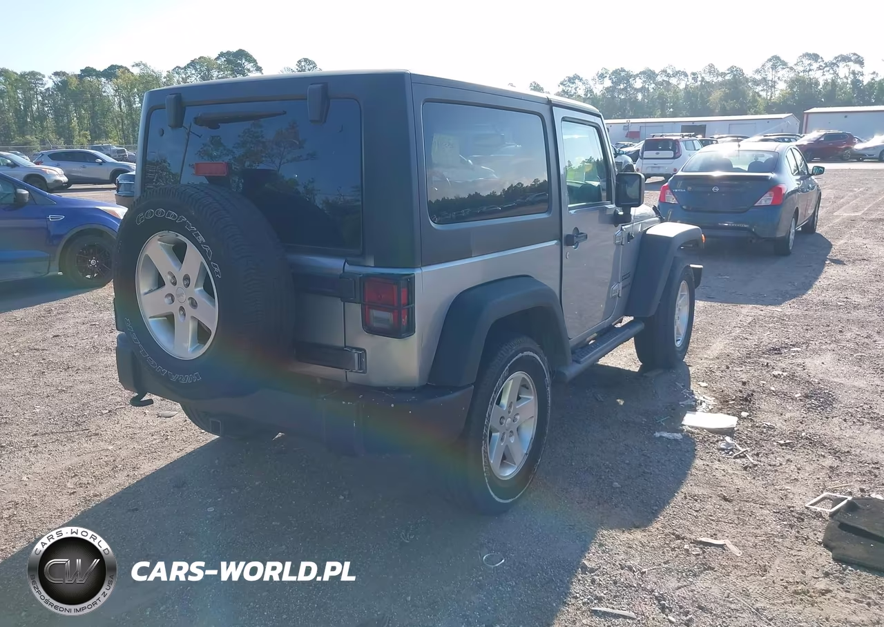 2016 Jeep Wrangler Sport VIN:1C4AJWAG8GL305965 - 4
