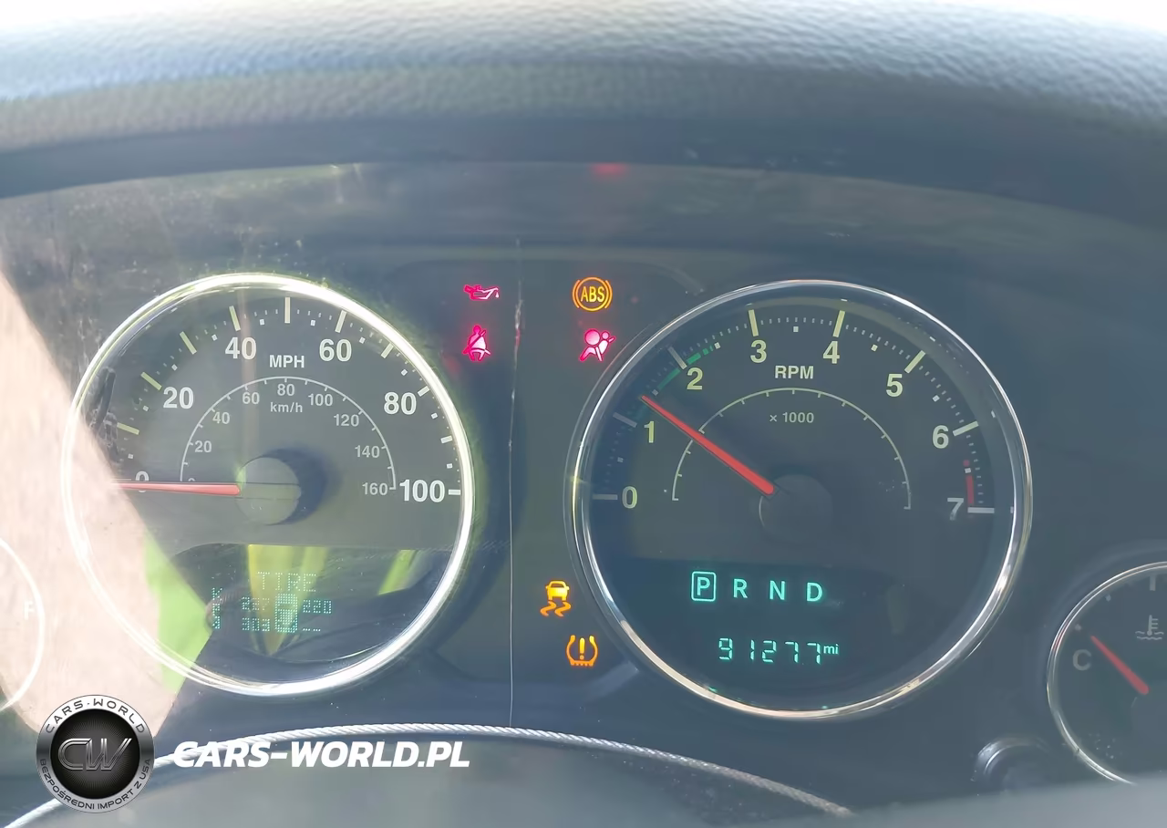 2016 Jeep Wrangler Sport VIN:1C4AJWAG8GL305965 - 7
