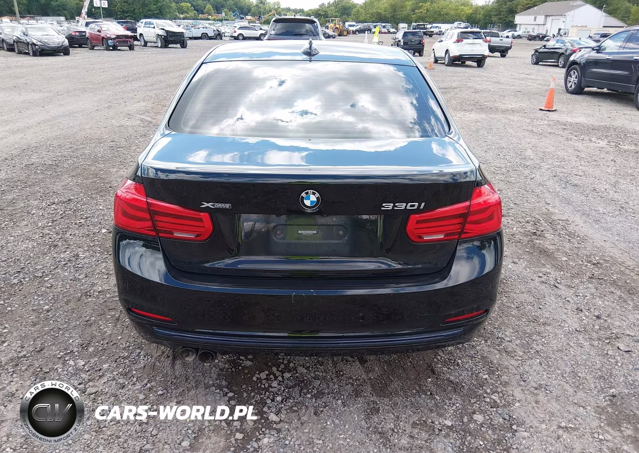 2018 BMW 330I xDrive VIN:WBA8D9C51JA607682 - 15