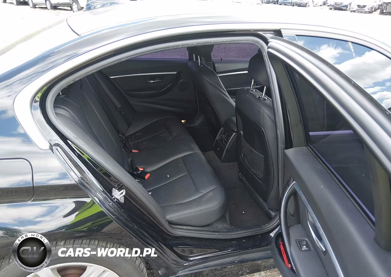 2018 BMW 330I xDrive VIN:WBA8D9C51JA607682 - 8