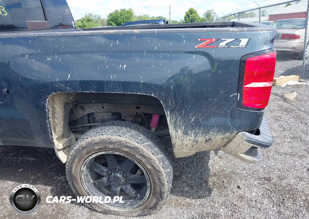 2018 Chevrolet Silverado 1500 2Lt VIN:1GCVKREC0JZ145883 - 6