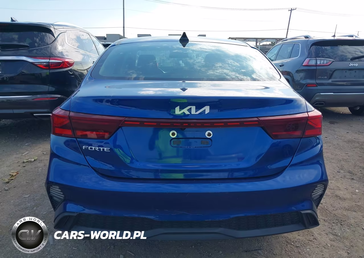 2022 Kia Forte Lxs VIN:3KPF24AD0NE444118 - 17