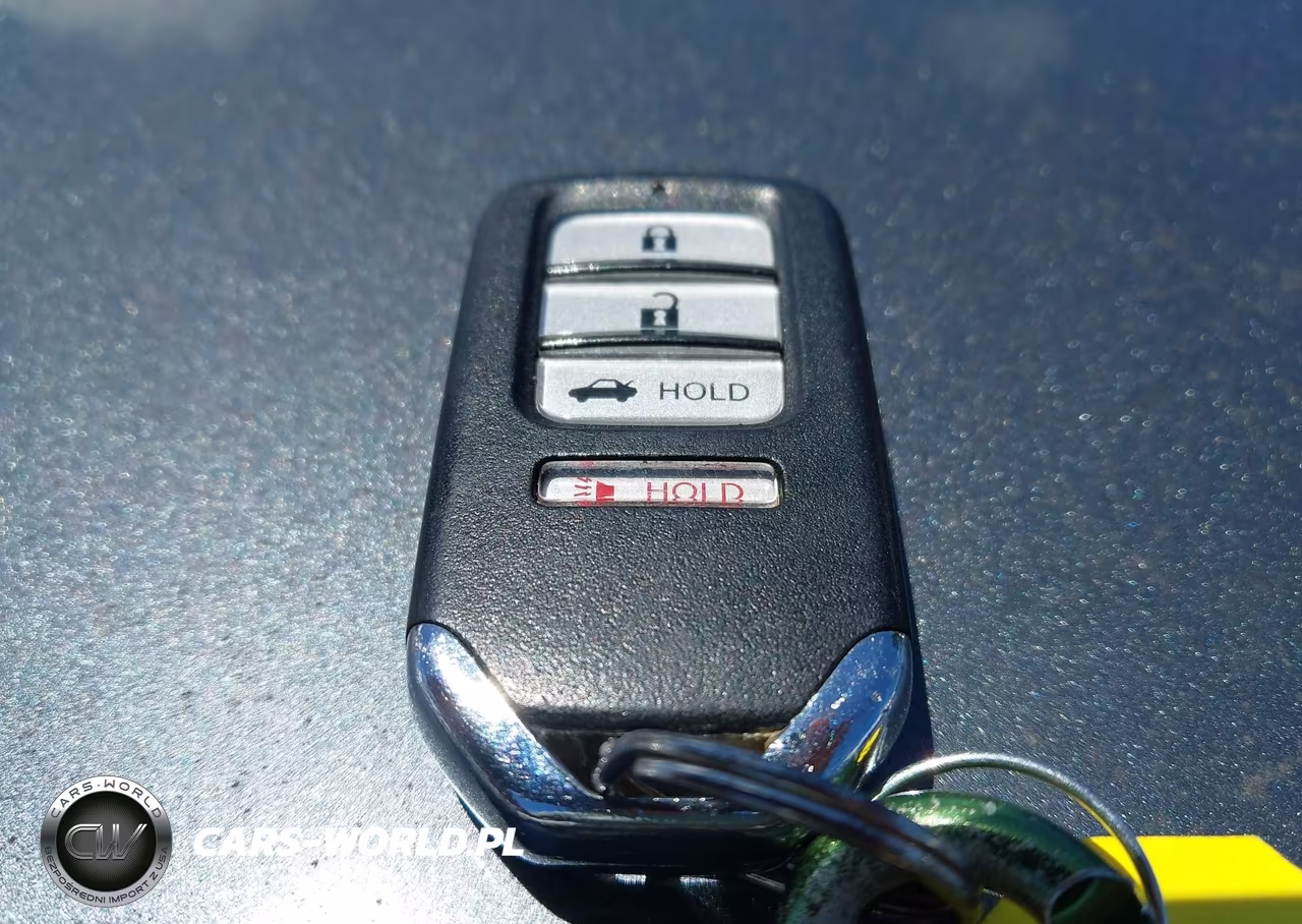 2018 Honda Accord Sport VIN:1HGCV1F30JA195679 - 11