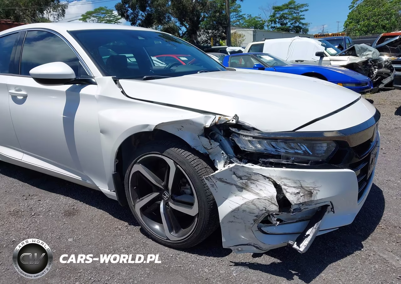 2018 Honda Accord Sport VIN:1HGCV1F30JA195679 - 6