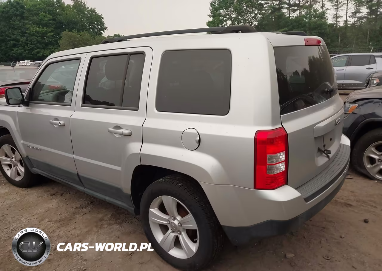 2011 Jeep Patriot Sport VIN:1J4NT1GB5BD289098 - 3