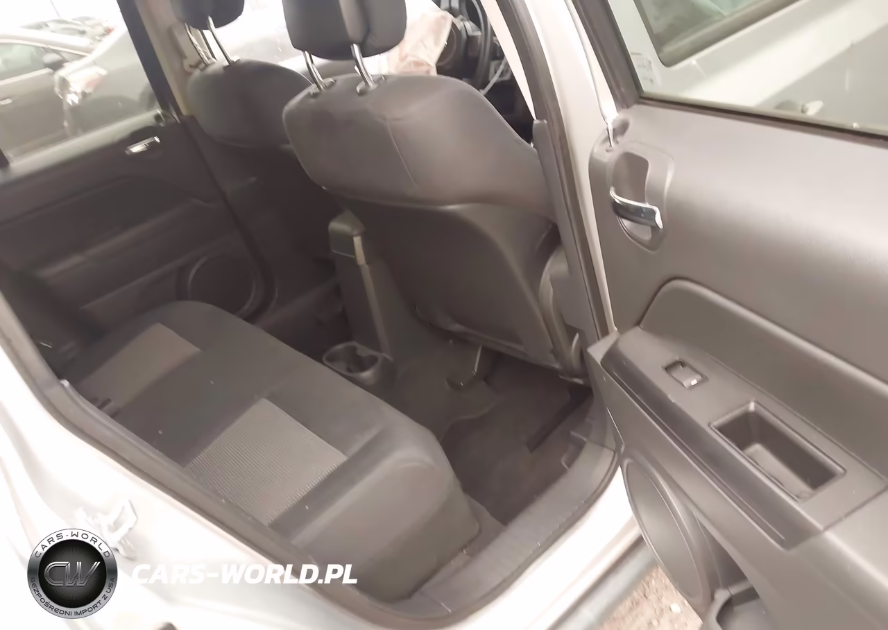 2011 Jeep Patriot Sport VIN:1J4NT1GB5BD289098 - 8