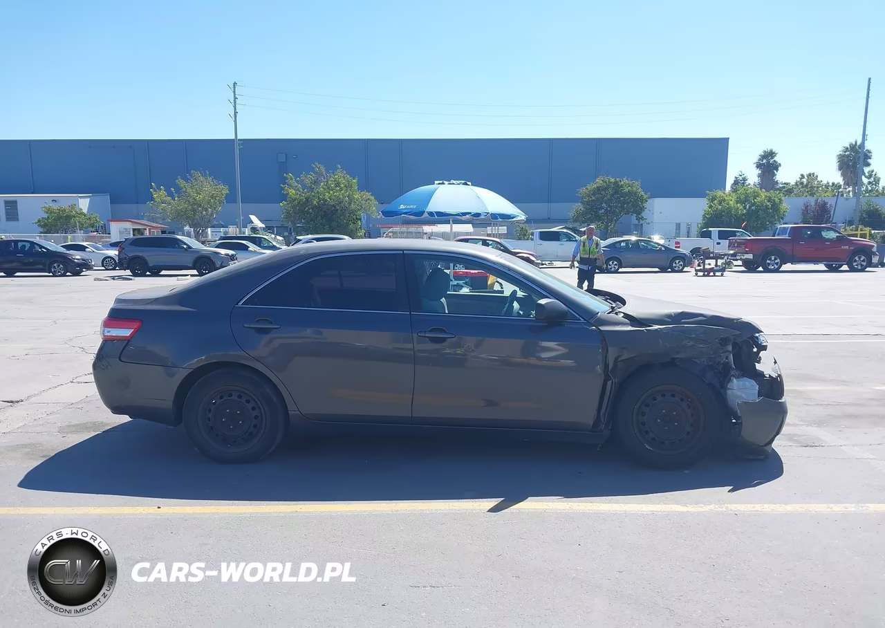 2010 Toyota Camry Le VIN:4T1BF3EK2AU072262 - 13