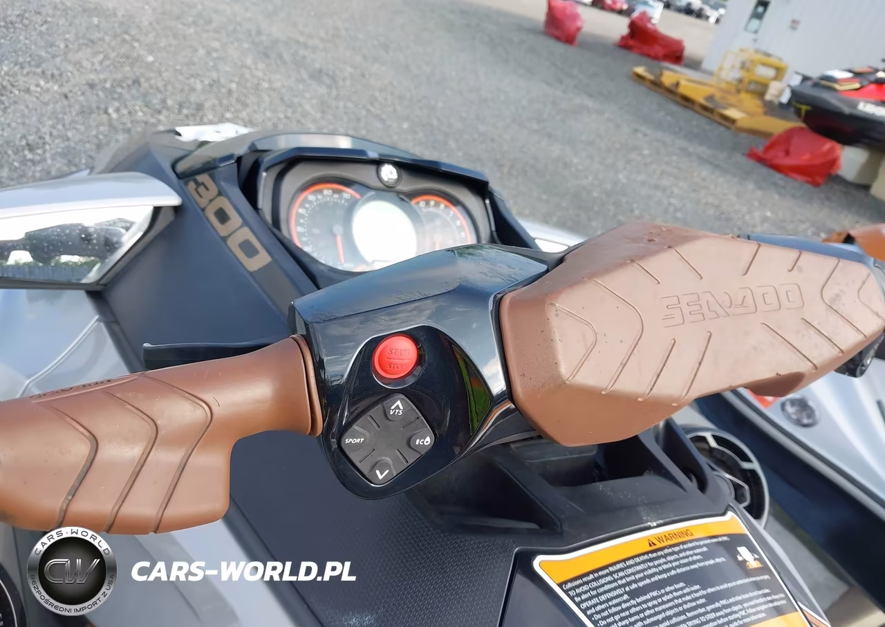 2018 Seadoo Gtx-300 Limited VIN:YDV12979C818 - 11