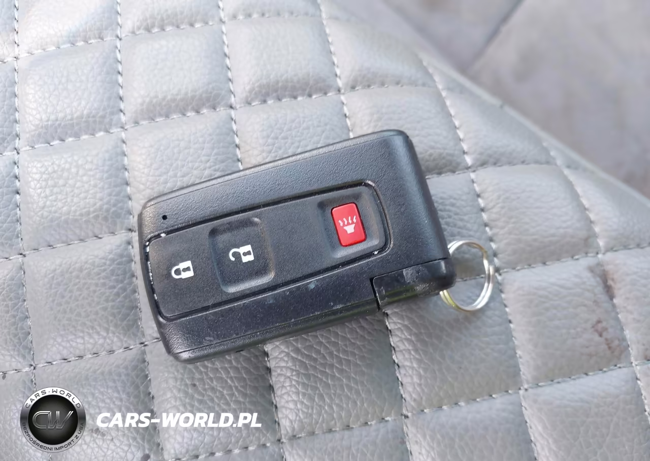 2006 Toyota Prius VIN:JTDKB20U067067425 - 11