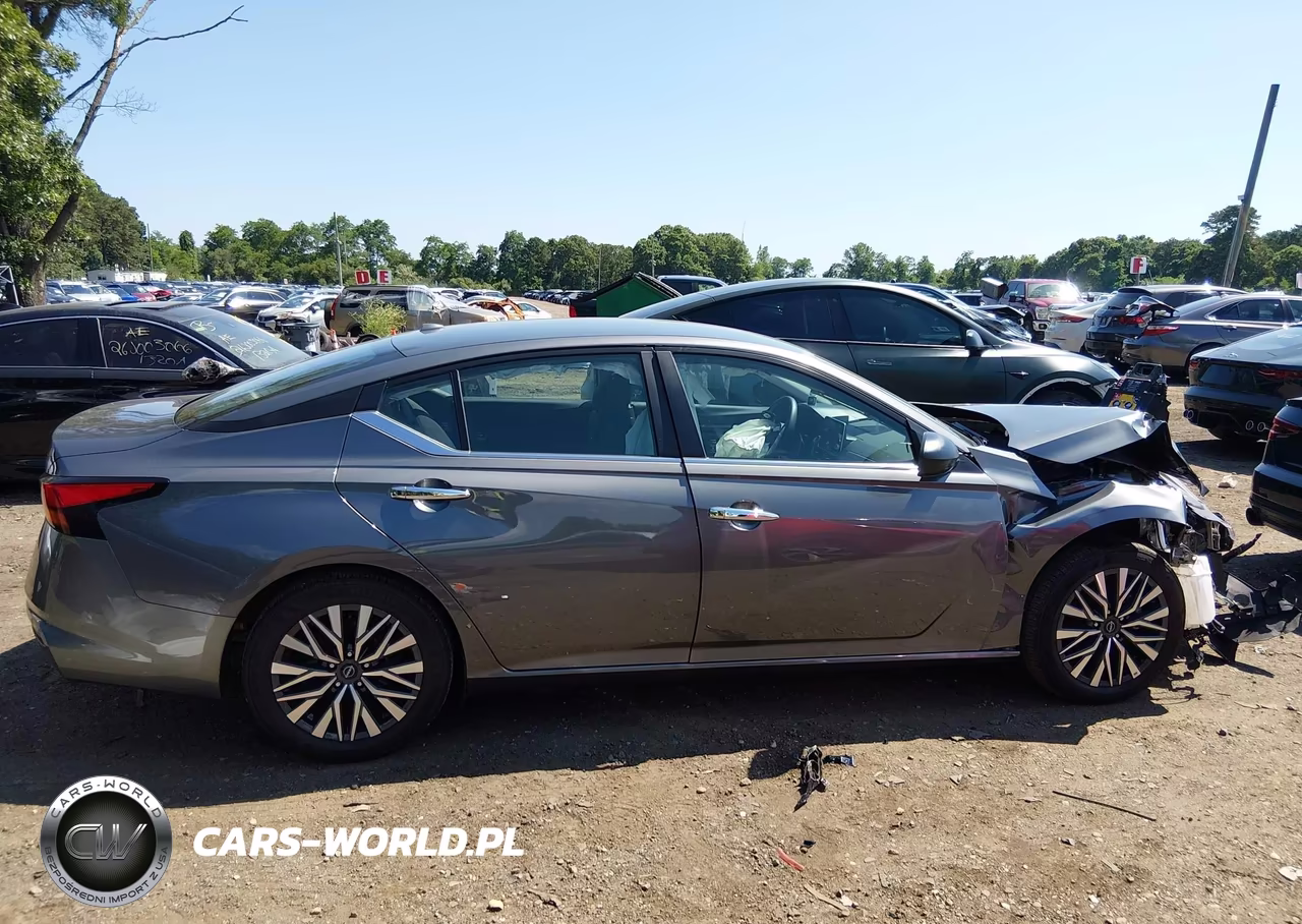 2025 Nissan Altima Sv Fwd VIN:1N4BL4DVXSN396849 - 13