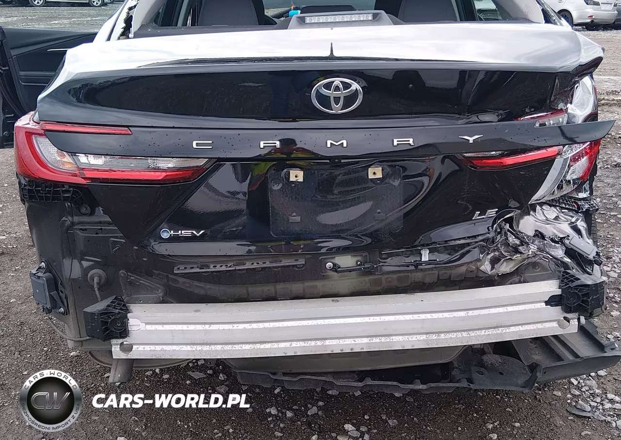 2025 Toyota Camry Le VIN:4T1DAACK6SU051527 - 6