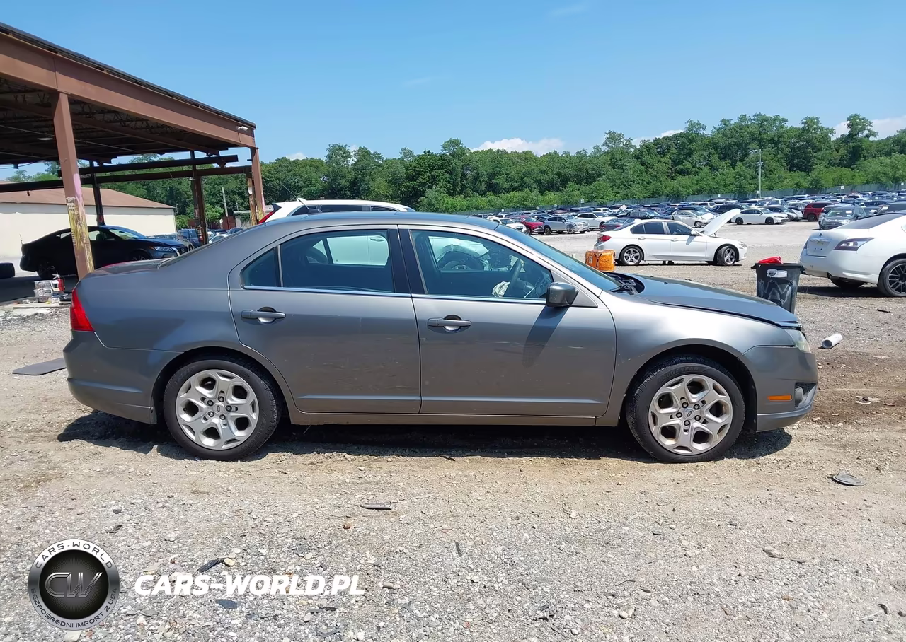 2011 Ford Fusion Se VIN:3FAHP0HA3BR158692 - 13