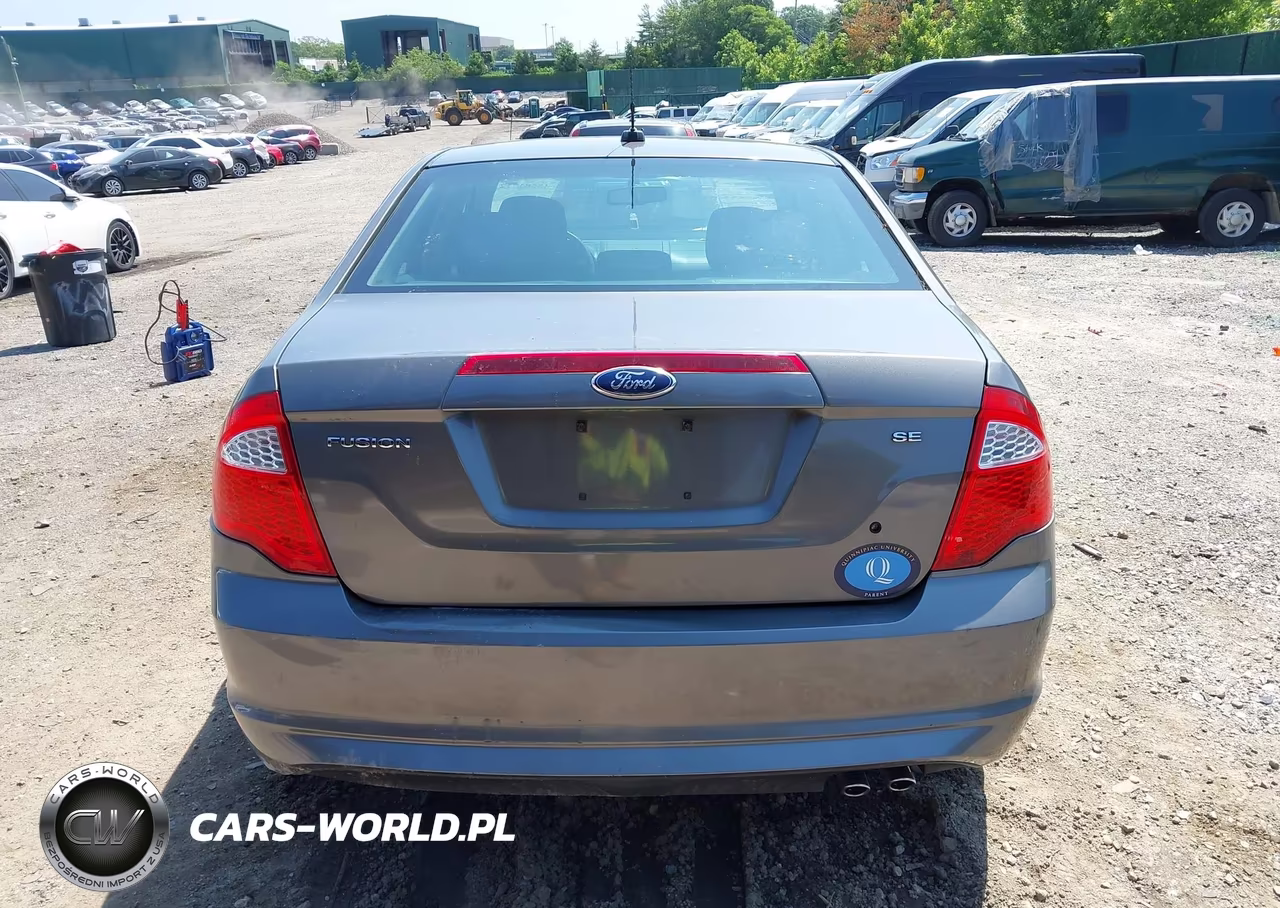 2011 Ford Fusion Se VIN:3FAHP0HA3BR158692 - 16