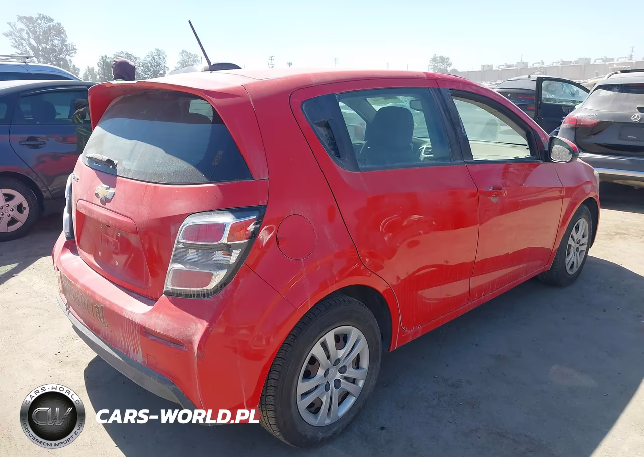 2020 Chevrolet Sonic Fwd 1Fl 5-Door VIN:1G1JG6SB1L4114418 - 4