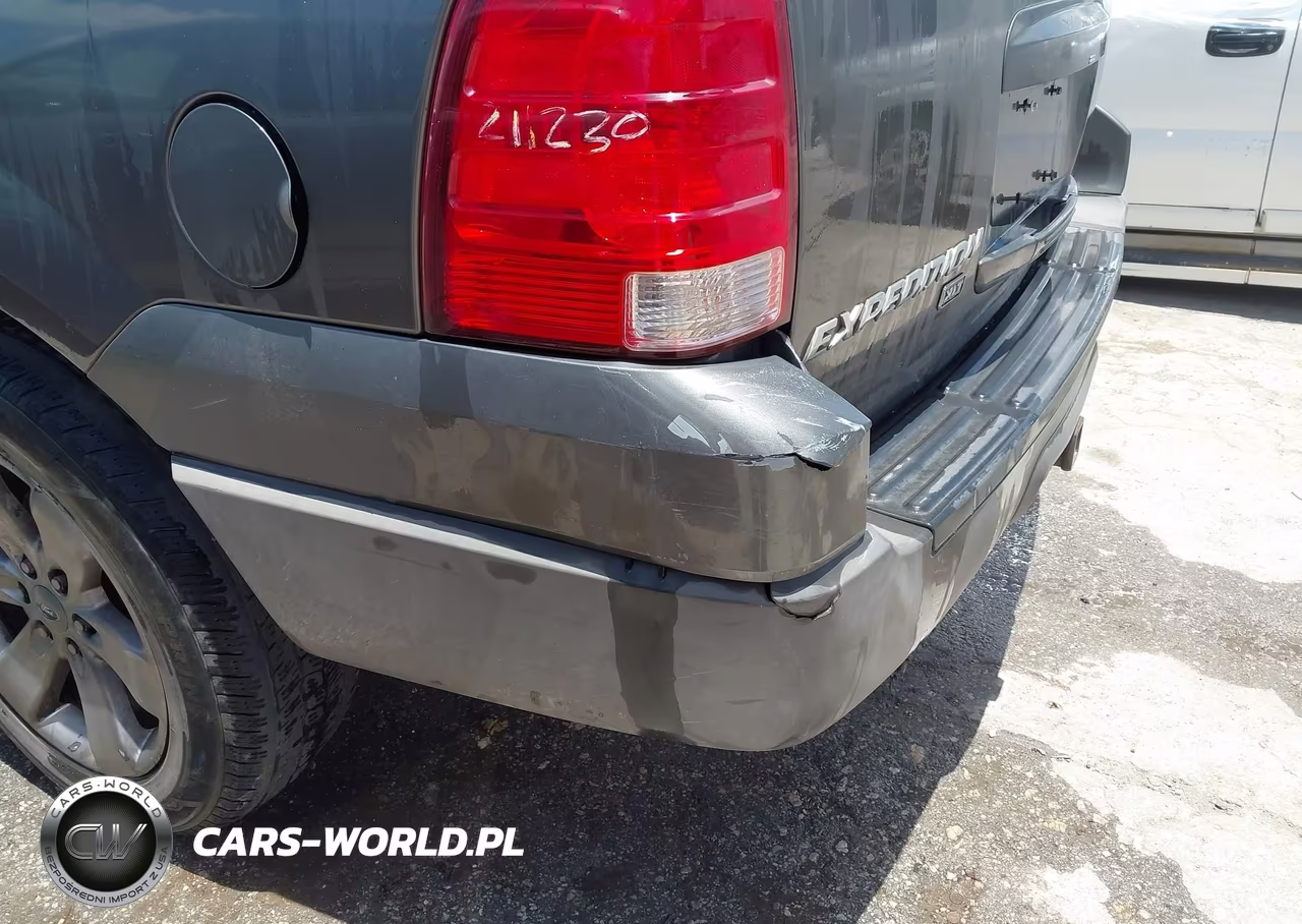 2004 Ford Expedition Xlt VIN:1FMRU15W24LA01021 - 6