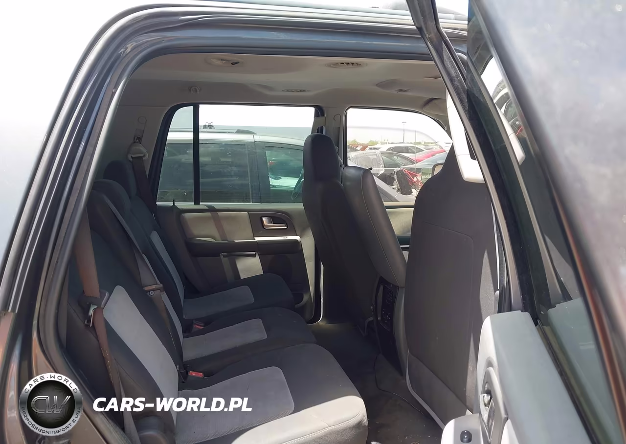 2004 Ford Expedition Xlt VIN:1FMRU15W24LA01021 - 8