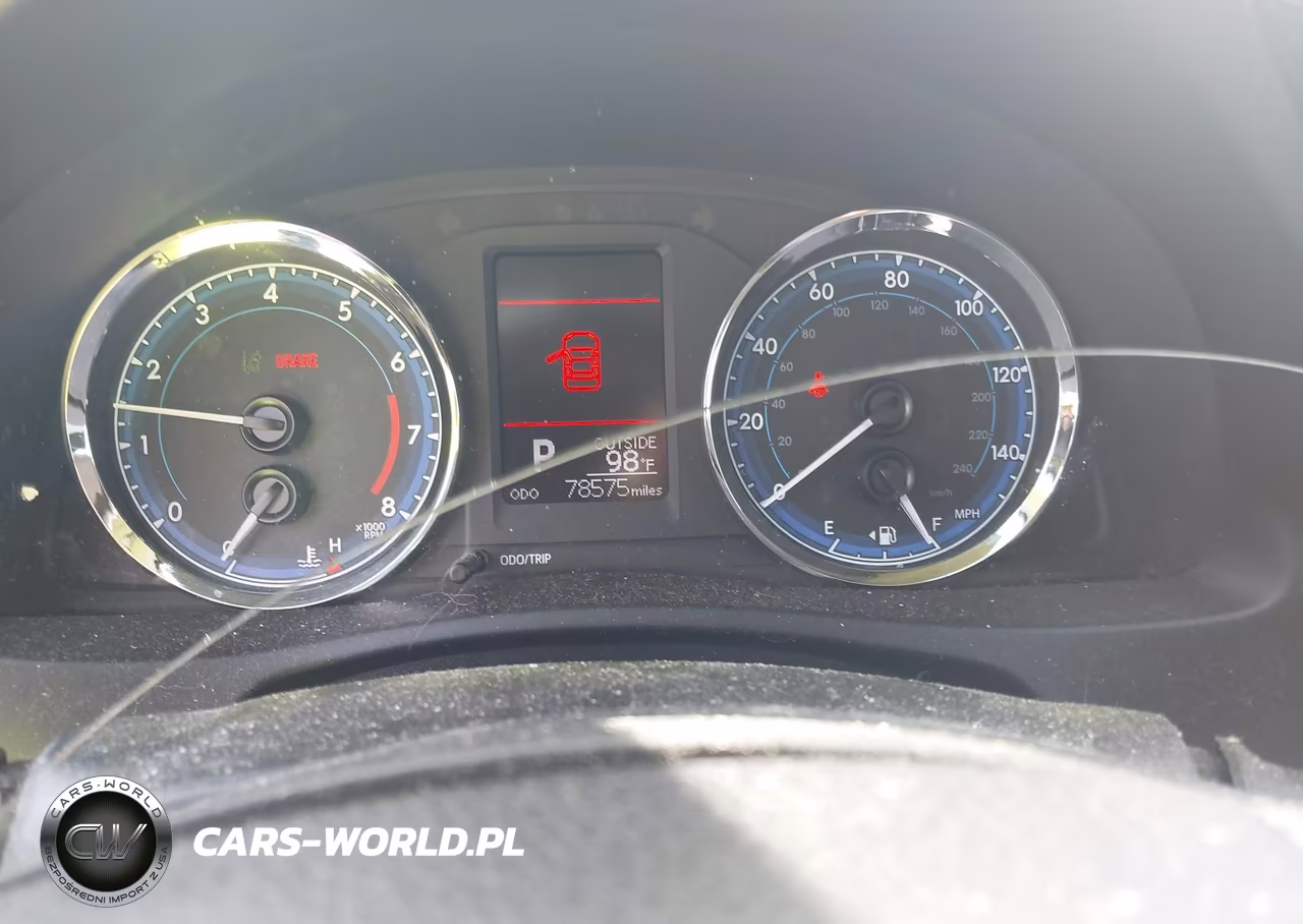 2018 Toyota Corolla Le VIN:5YFBURHE6JP852524 - 7