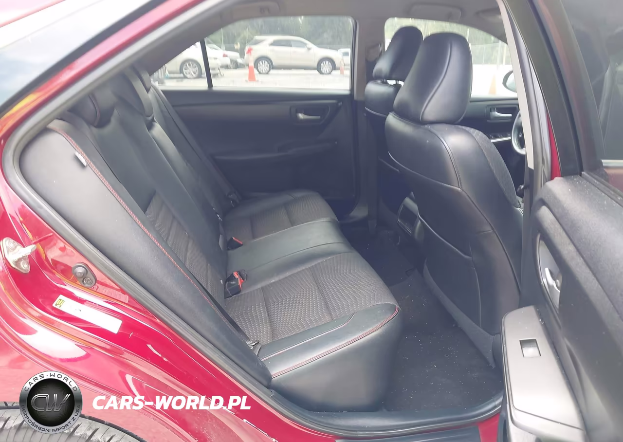 2015 Toyota Camry Se VIN:4T1BF1FKXFU925887 - 8