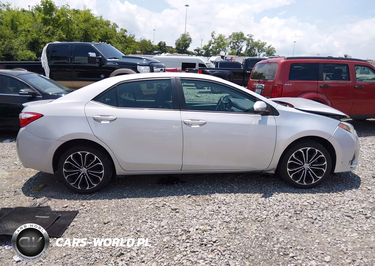 2015 Toyota Corolla S Plus VIN:2T1BURHE2FC435666 - 13