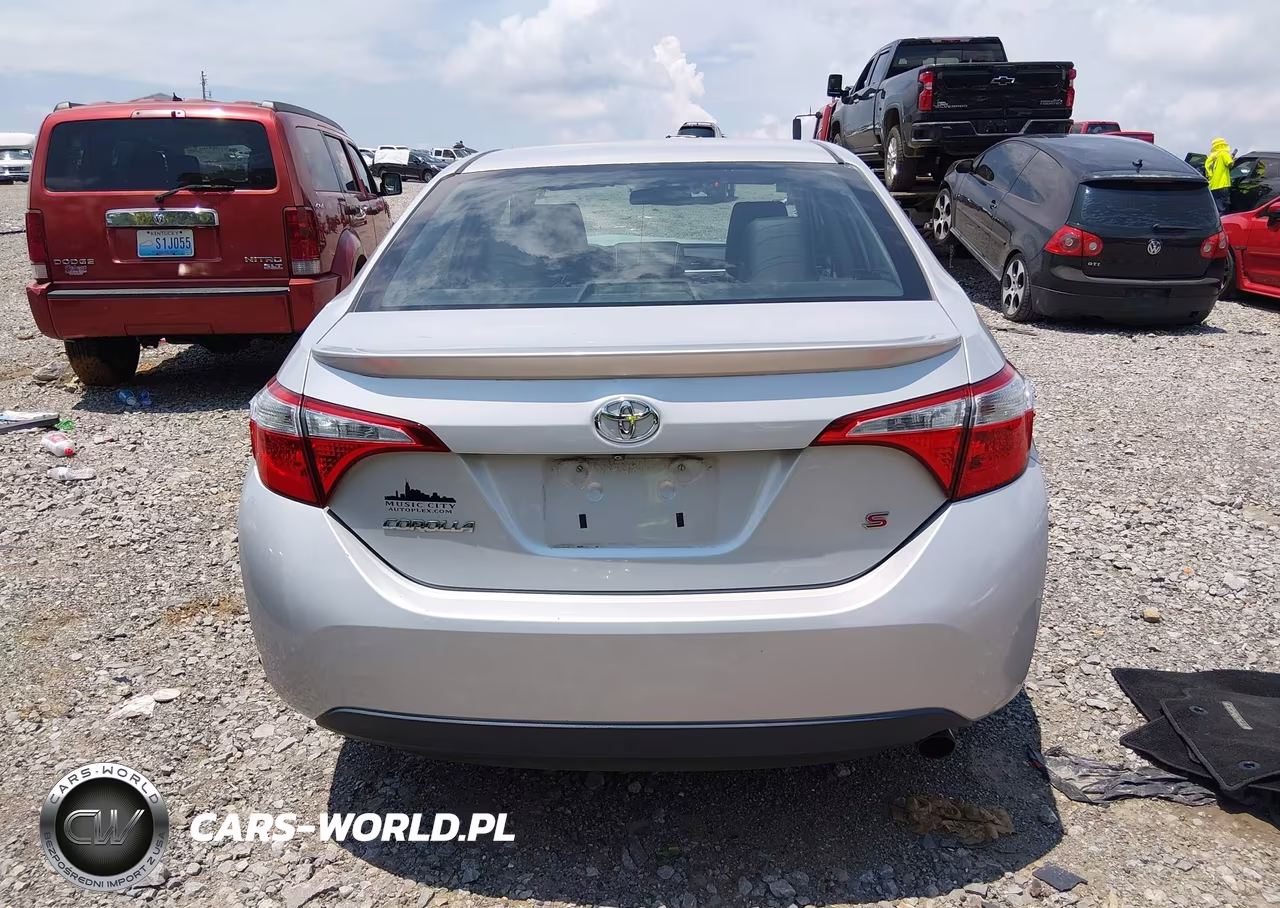 2015 Toyota Corolla S Plus VIN:2T1BURHE2FC435666 - 16