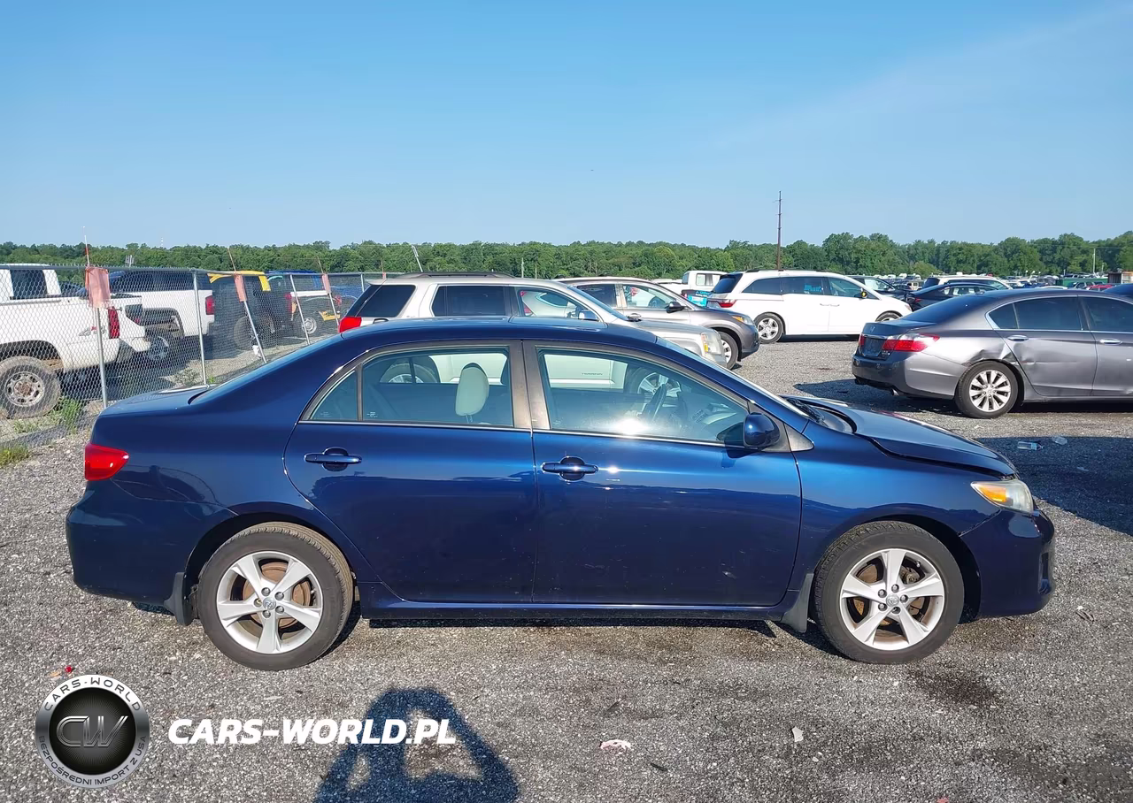 2013 Toyota Corolla Le VIN:2T1BU4EE4DC965528 - 13