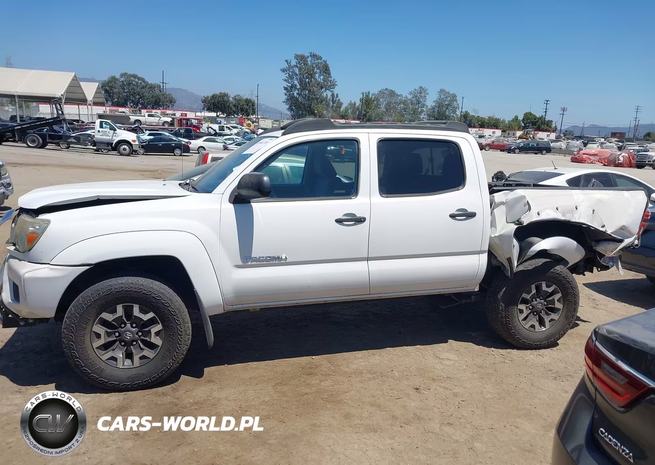 2012 Toyota Tacoma Prerunner V6 VIN:3TMJU4GN8CM130417 - 14