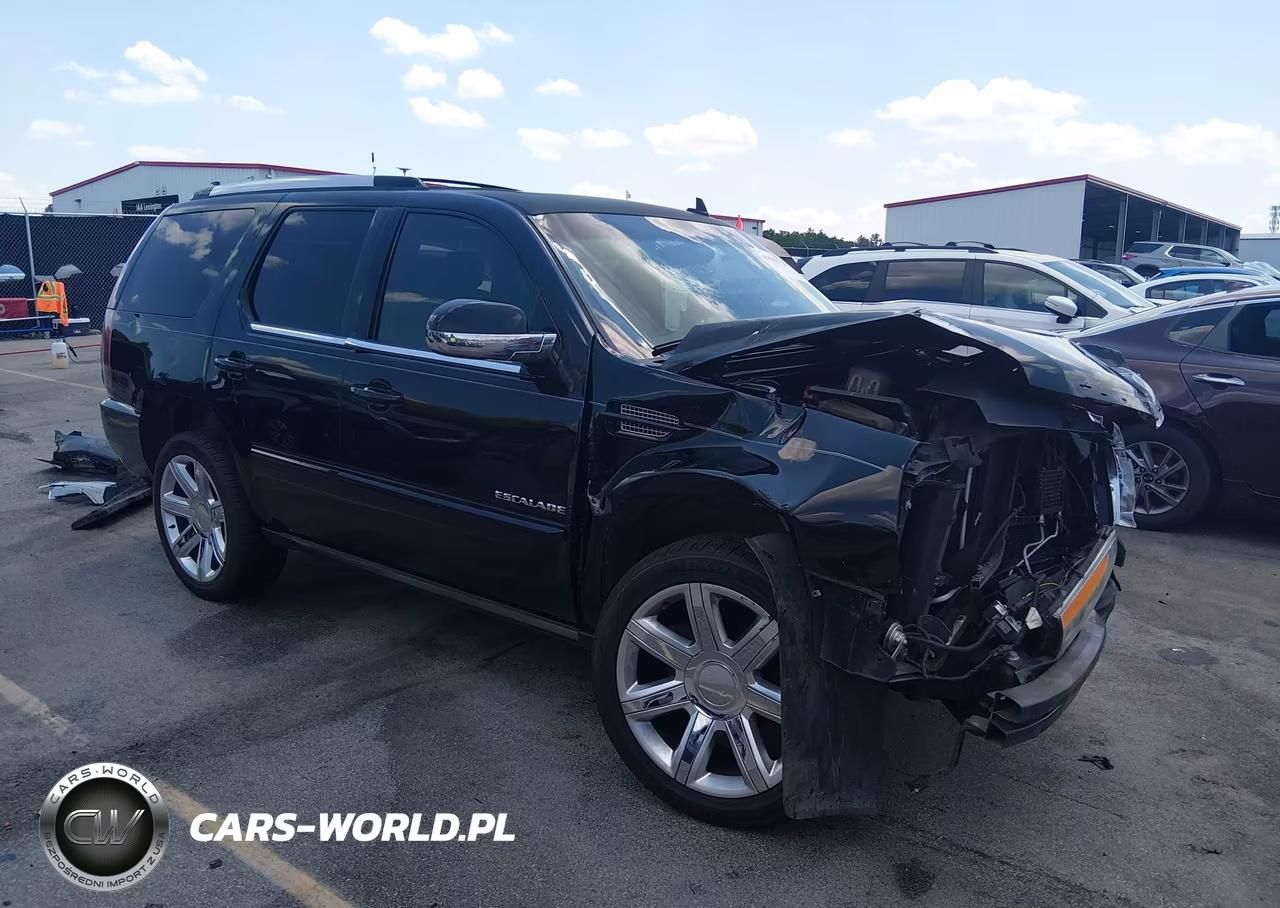 2013 Cadillac Escalade Premium