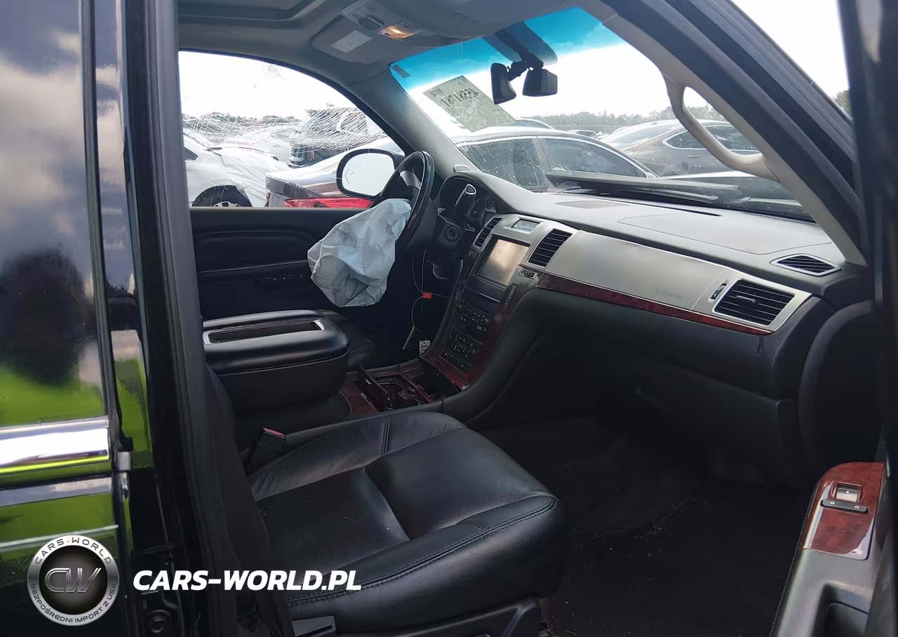 2013 Cadillac Escalade Premium VIN:1GYS3CEF5DR207378 - 5