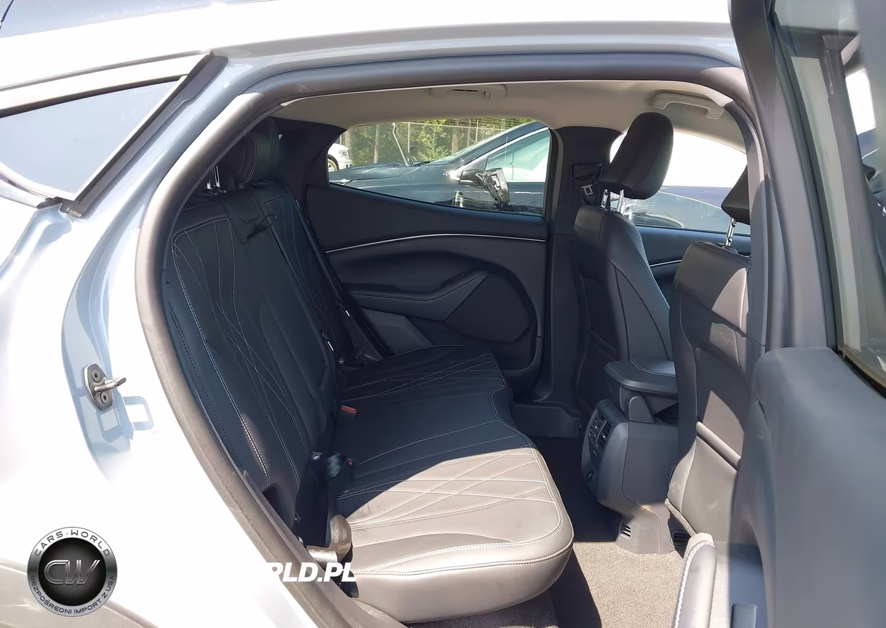 2025 Ford Mustang Mach-E Select VIN:3FMTK1S54SMA32838 - 20