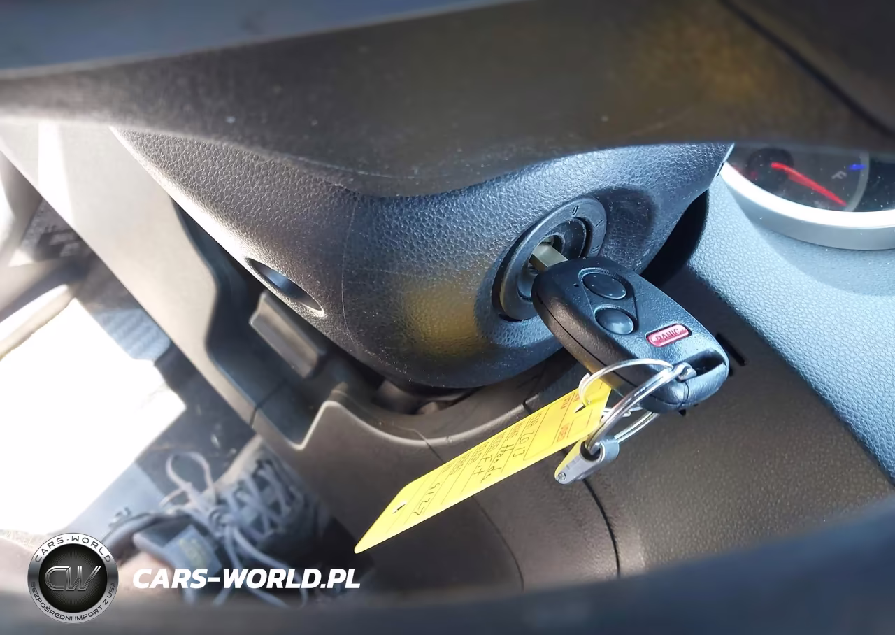 2013 Honda Fit VIN:JHMGE8H37DC019127 - 11