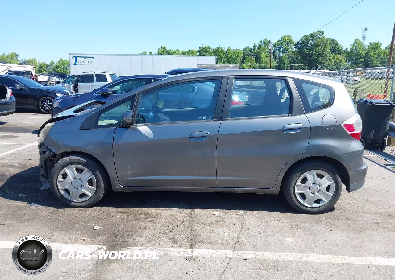 2013 Honda Fit VIN:JHMGE8H37DC019127 - 15