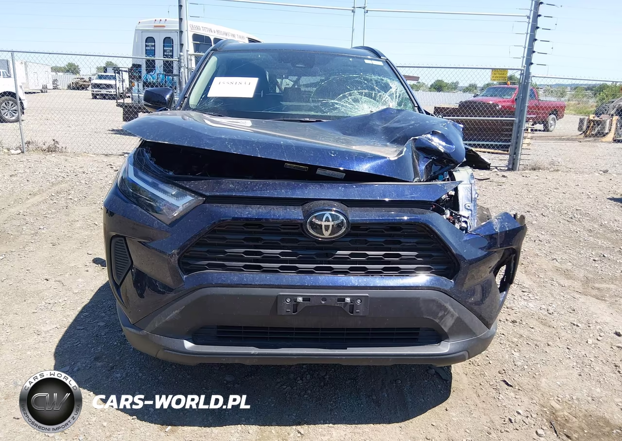 2025 Toyota Rav4 Xle VIN:2T3P1RFV9SW527553 - 12