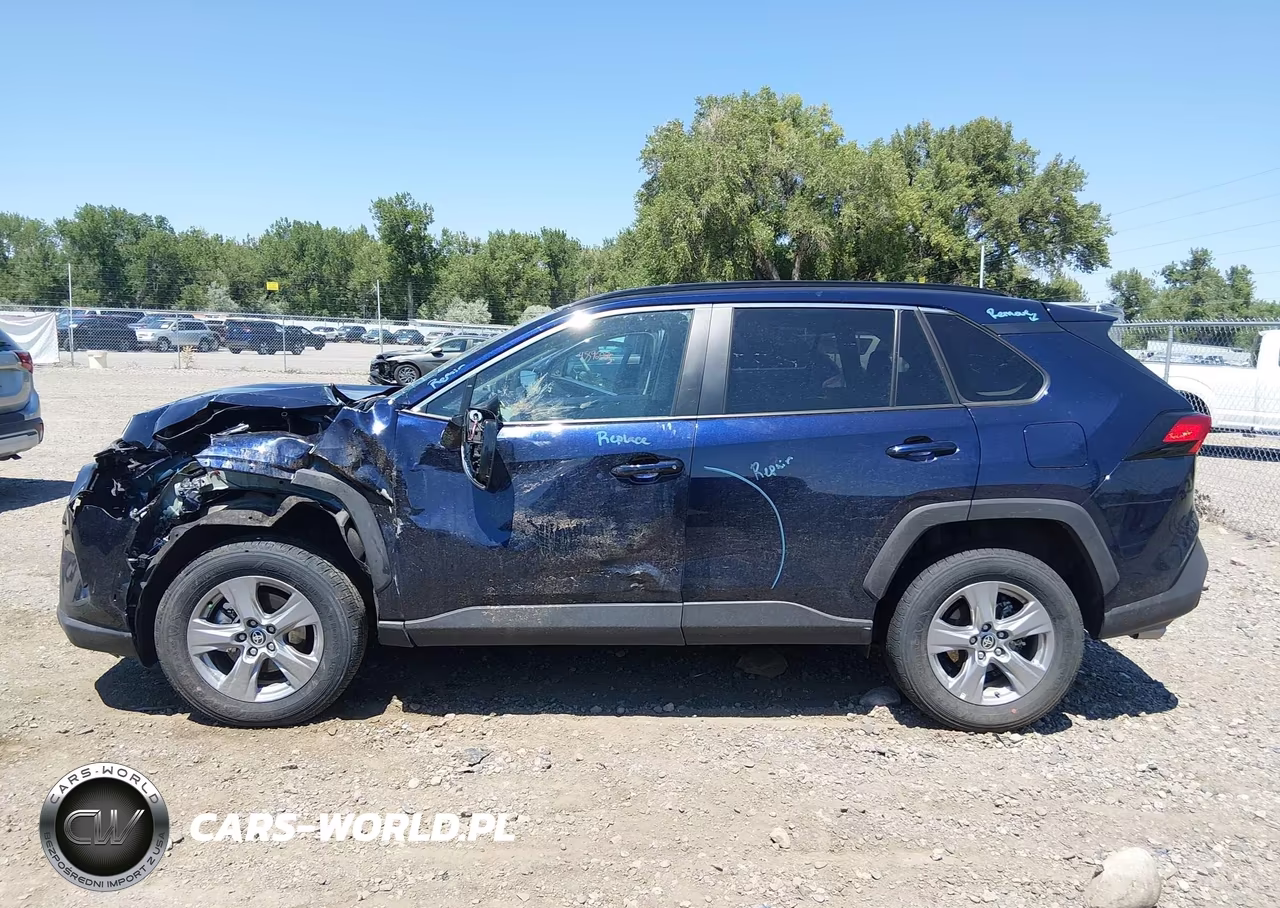 2025 Toyota Rav4 Xle VIN:2T3P1RFV9SW527553 - 14